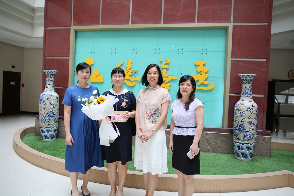 【庆祝教师节】我校开展教师节走访慰问活动-桂林医学
